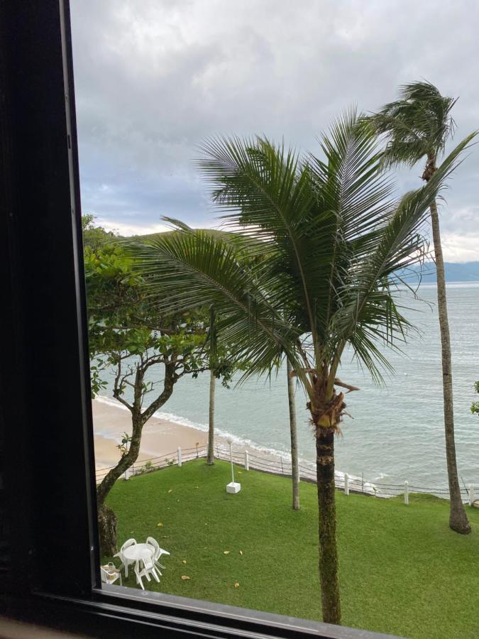Apartamento Pe Na Areia Caraguatatuba Exterior foto